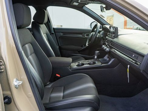 Certified 2025 Honda Civic Sport image 19