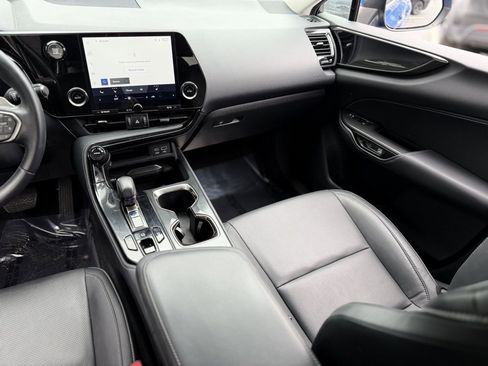Used 2022 Lexus NX 250 FWD image 42
