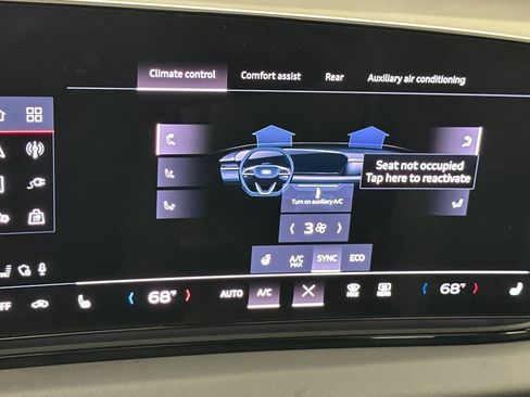 Used 2025 Audi A6 e-tron Premium w/ Convenience Package image 19