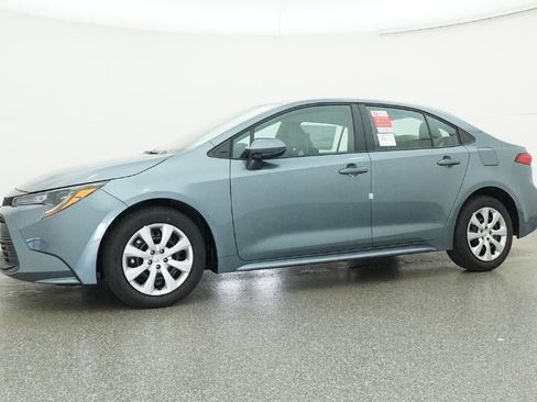 New 2026 Toyota Corolla LE image 18