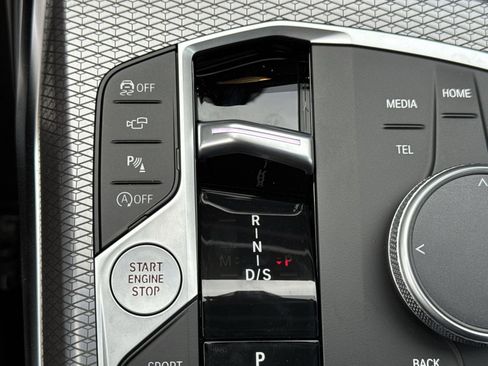 New 2026 BMW 330i xDrive Sedan w/ Premium Package image 23