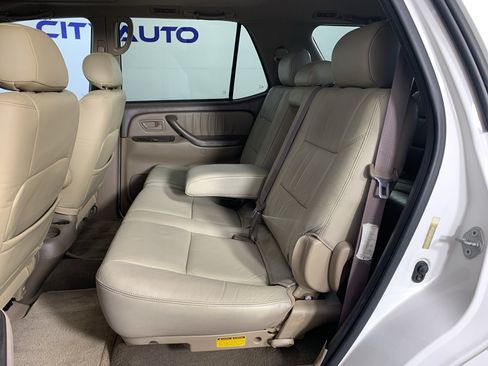 Used 2003 Toyota Sequoia Limited RWD image 30