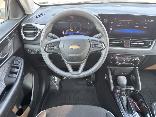 Used 2026 Chevrolet TrailBlazer LT AWD/4WD image 18