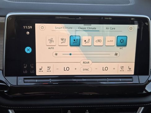 New 2026 Volkswagen Atlas SE AWD/4WD image 16