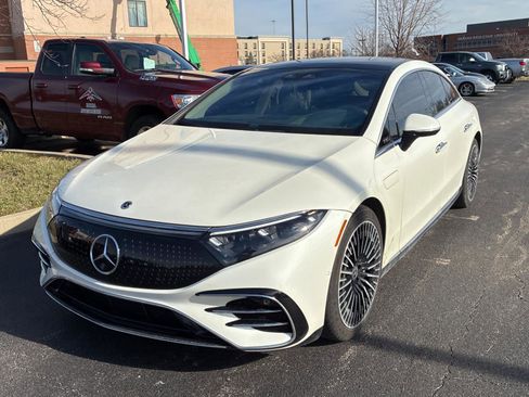 Used 2023 Mercedes-Benz EQS 580 4MATIC Sedan image 19