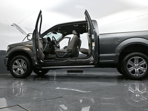 Used 2018 Ford F150 XLT w/ Equipment Group 301A Mid image 35