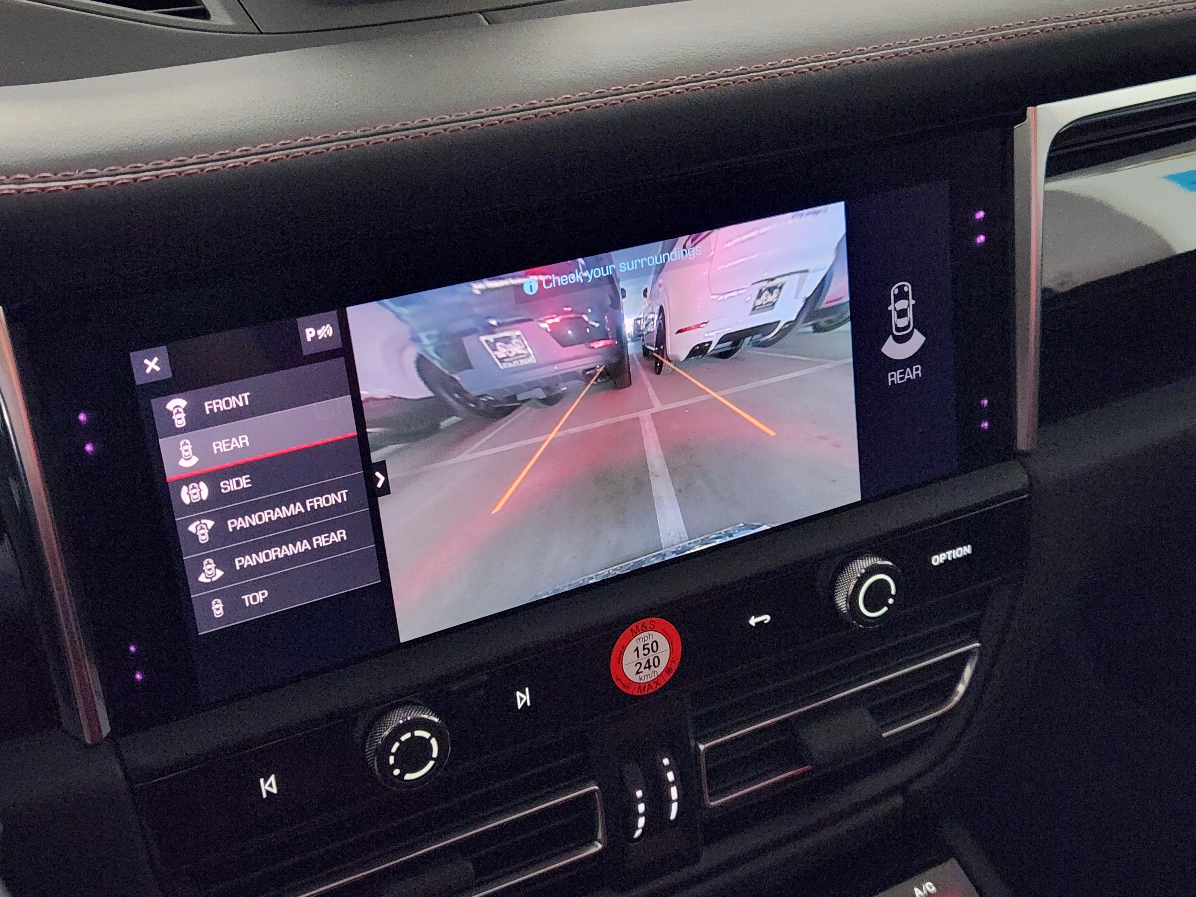 Certified 2026 Porsche Macan Turbo AWD/4WD image 21