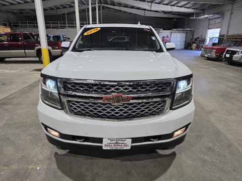 Used 2016 Chevrolet Suburban LT w/ LT Signature Package image 21