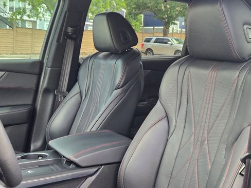 Used 2025 Acura MDX A-Spec image 11