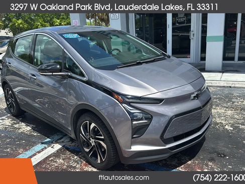 Used 2023 Chevrolet Bolt LT FWD image 12