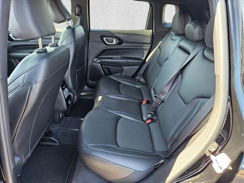 New 2026 Jeep Compass Latitude AWD/4WD image 12