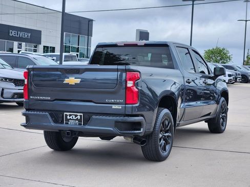 Used 2022 Chevrolet Silverado 1500 Custom w/ Safety Confidence Package image 4