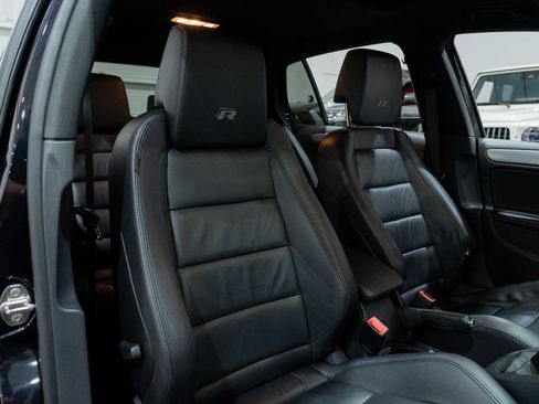 Used 2013 Volkswagen Golf R 4-Door AWD/4WD image 27