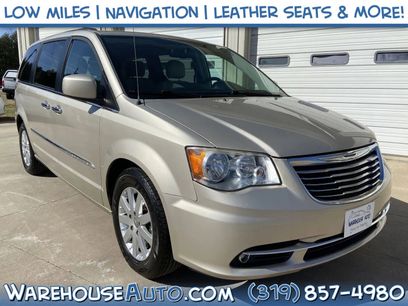 Used 2016 Chrysler Town & Country Touring w/ Driver Convenience Group