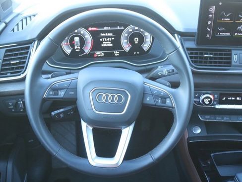 Used 2025 Audi Q5 2.0T Premium Plus image 18