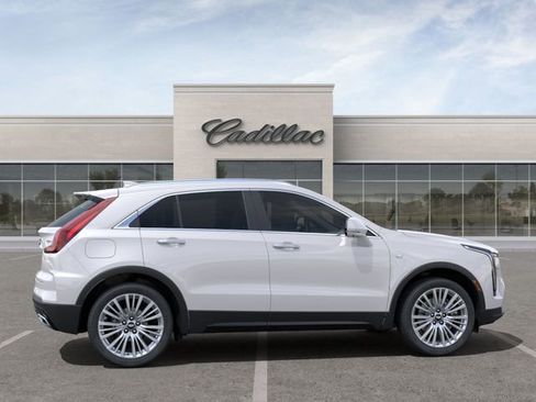New 2024 Cadillac XT4 Premium Luxury image 5