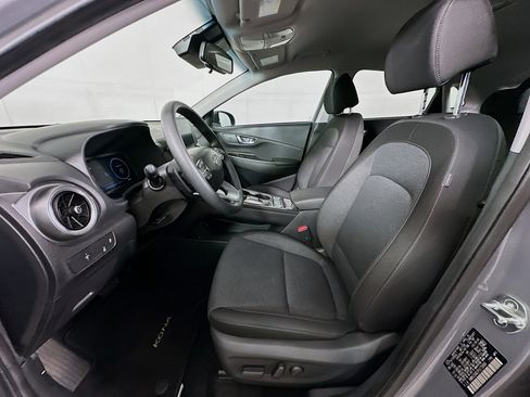 Used 2023 Hyundai Kona SE image 13