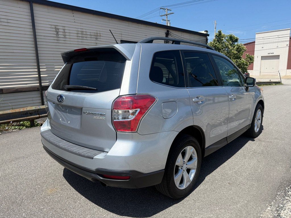 Used 2014 Subaru Forester 2.5i Limited AWD/4WD image 5