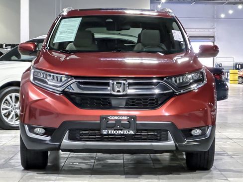 Used 2018 Honda CR-V Touring image 5