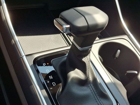 New 2026 Kia Carnival EX image 14