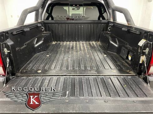 Used 2019 Toyota Tacoma TRD Sport AWD/4WD image 24