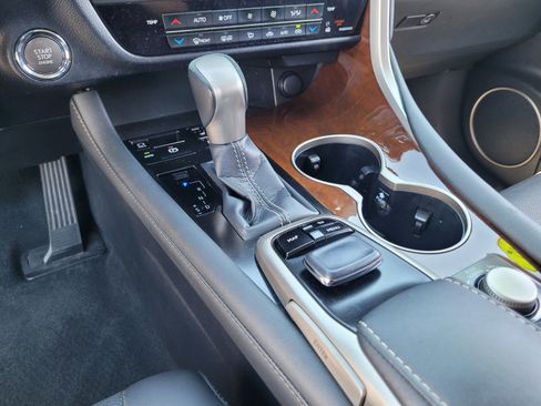 Used 2017 Lexus RX 350 AWD w/ Premium Package image 20