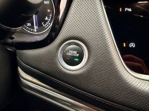 Certified 2024 Cadillac XT5 Luxury image 15