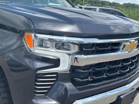 Used 2024 Chevrolet Silverado 1500 LT w/ Protection Package AWD/4WD image 11