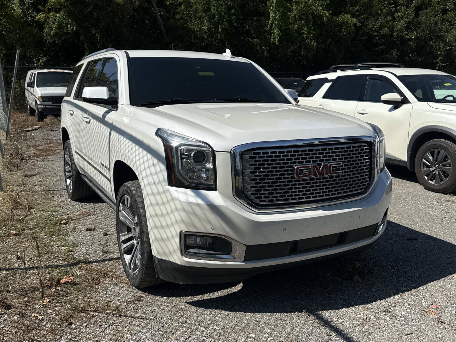 Used 2017 GMC Yukon Denali w/ Open Road Package RWD image 2