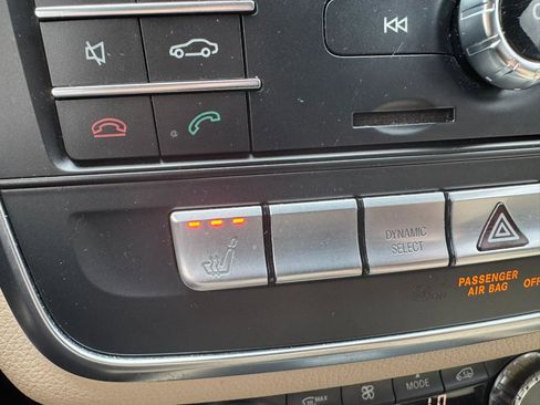 Used 2018 Mercedes-Benz CLA 250 image 19