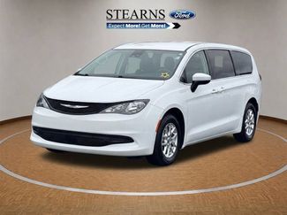 Used 2023 Chrysler Voyager LX FWD video 2