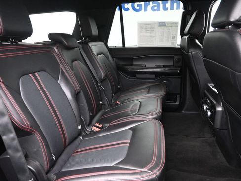 Used 2021 Ford Expedition Limited AWD/4WD image 10