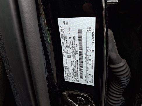 Used 2019 Ford F150 Lariat image 28