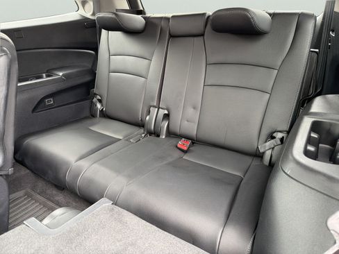 Used 2021 Honda Pilot Touring image 26