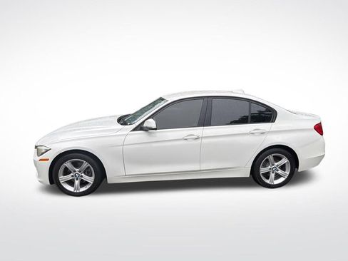 Used 2015 BMW 320i xDrive Sedan AWD/4WD image 2