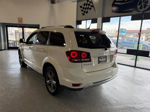 Used 2017 Dodge Journey Crossroad image 5