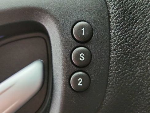 Used 2016 Jeep Cherokee Trailhawk w/ Comfort/Convenience Group AWD/4WD image 22