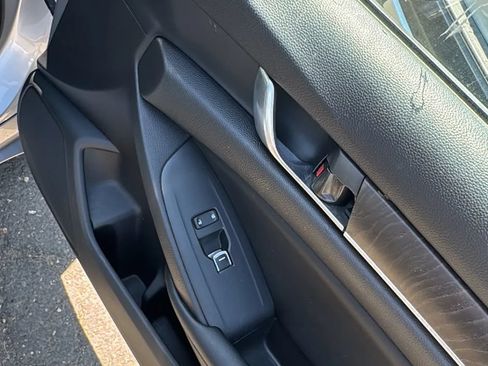 Used 2021 Honda Accord EX-L image 23