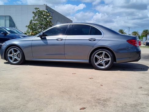 Used 2019 Mercedes-Benz E 300 image 5