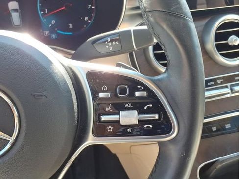 Used 2020 Mercedes-Benz GLC 300 4MATIC image 21