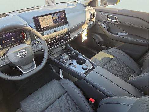 New 2026 Nissan Rogue Platinum w/ Platinum Premium Package image 12