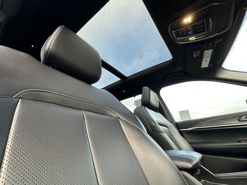 Used 2024 Jeep Grand Cherokee L Limited w/ Luxury Tech Group II image 19