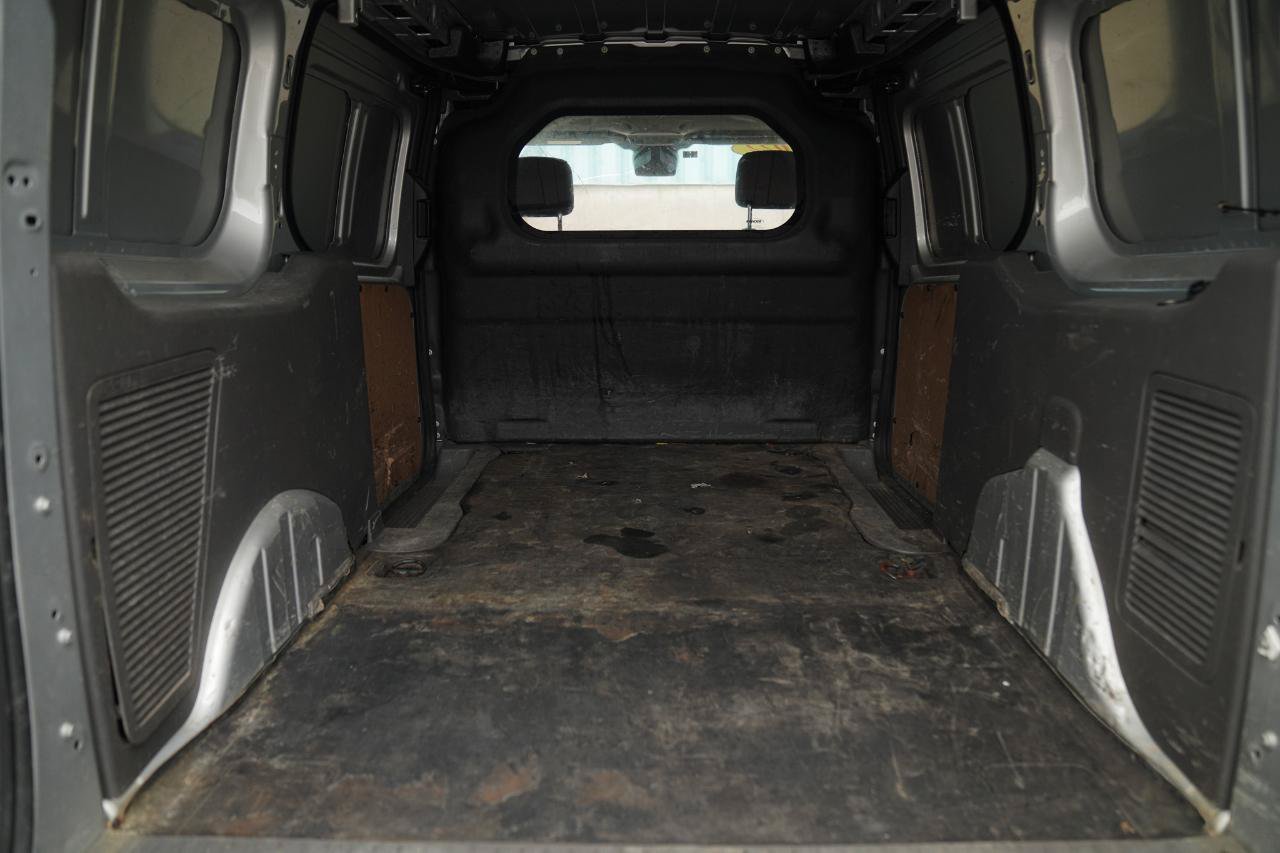 Used 2022 Ford Transit Connect XLT FWD image 19