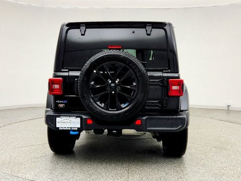 Used 2023 Jeep Wrangler Sahara image 6