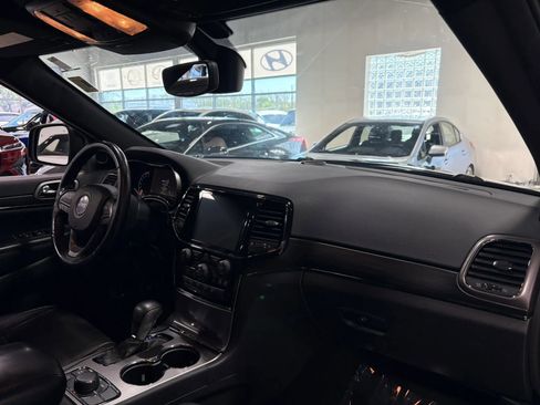 Used 2020 Jeep Grand Cherokee Limited X AWD/4WD image 3