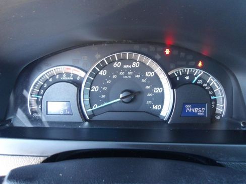 Used 2014 Toyota Camry SE image 21