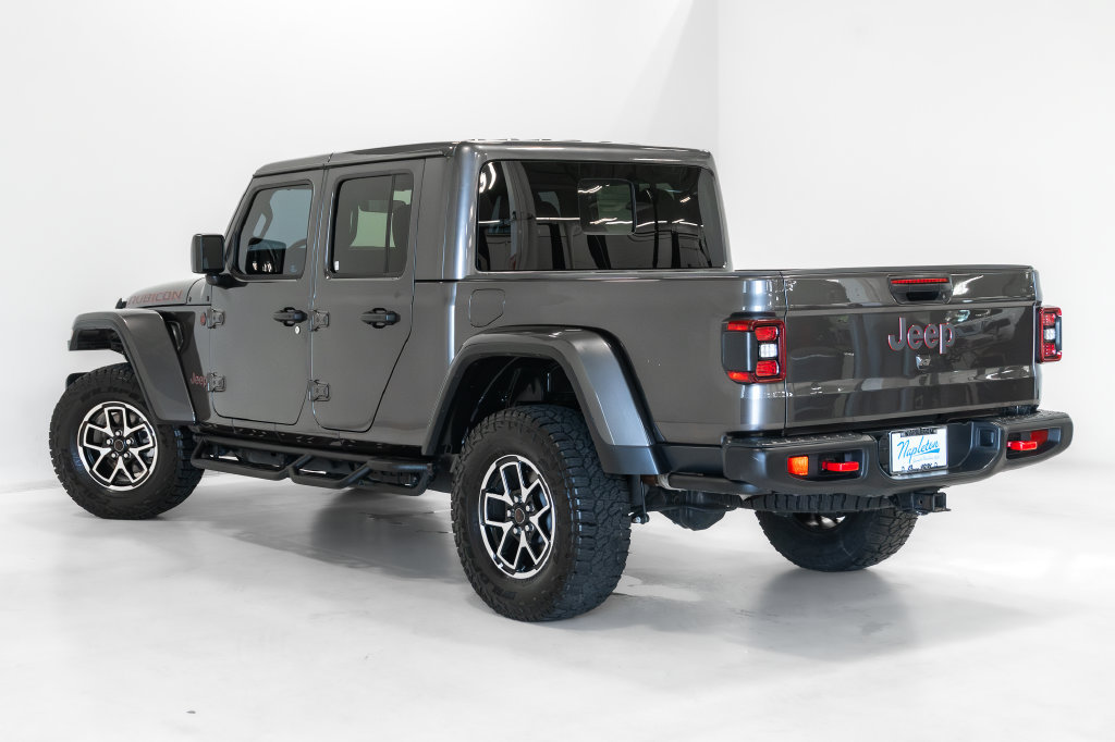 Used 2025 Jeep Gladiator Rubicon w/ Convenience Group AWD/4WD image 28
