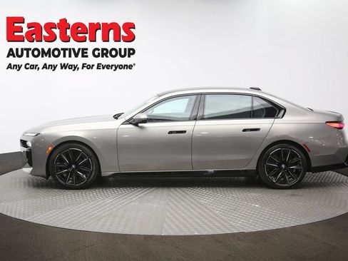 Used 2023 BMW 760i xDrive w/ Executive Package AWD/4WD image 64