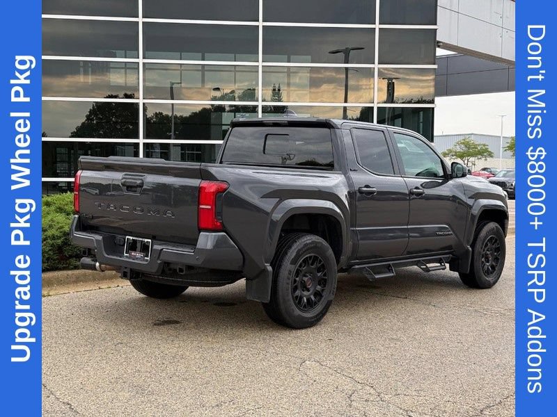 Used 2025 Toyota Tacoma SR5 AWD/4WD image 3