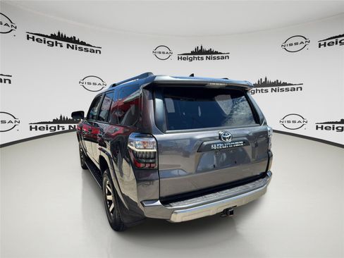 Used 2019 Toyota 4Runner TRD Off-Road Premium AWD/4WD image 3